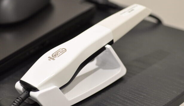 05D8CBB9-91FE-4014-B5D7-BF3DD9A5904E